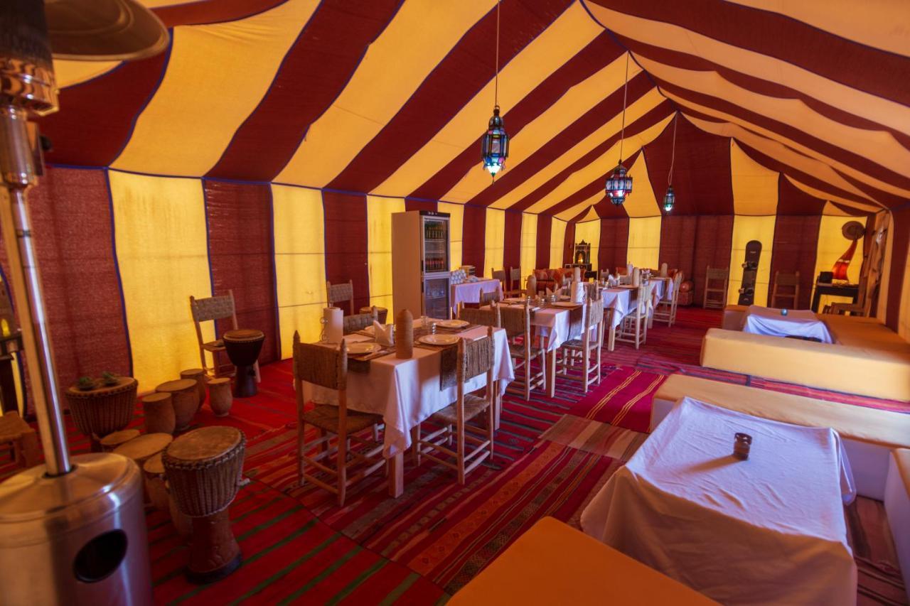 Merzouga Traditional Tents With Heating Hotel Exterior photo